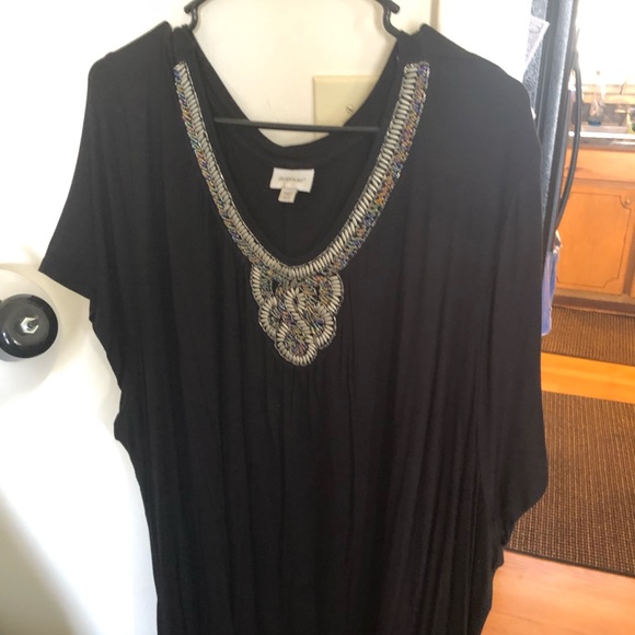 Avenue Tops - Plus size blouse Avenue Tops - Plus size blouse